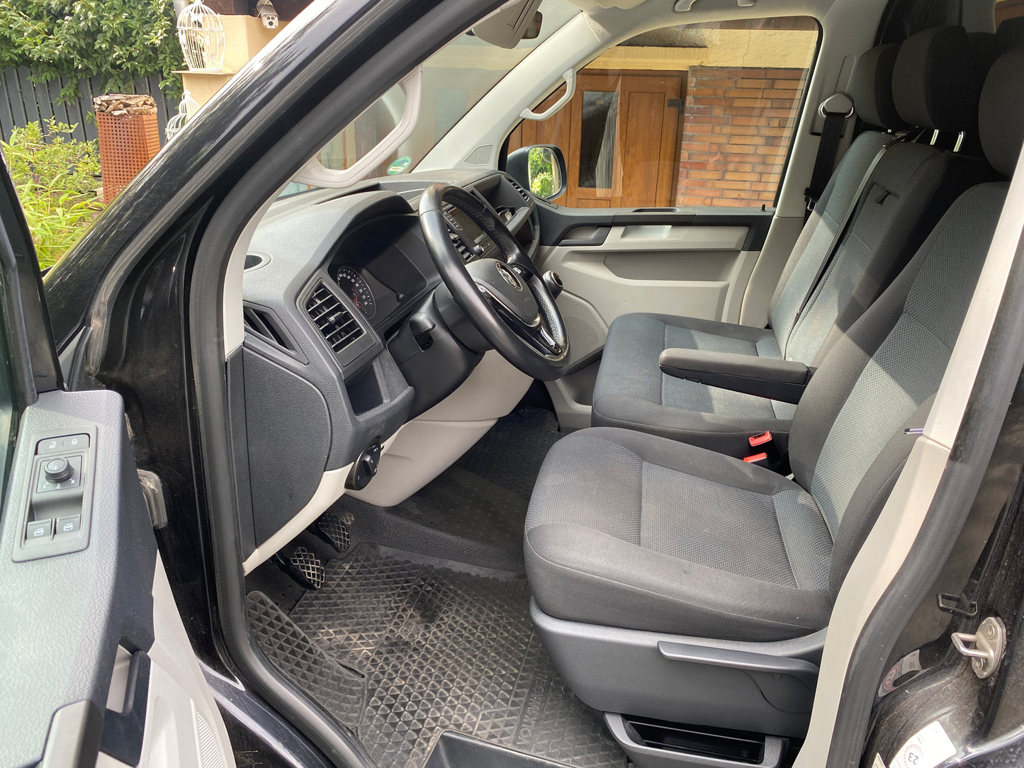 Volkswagen T6 Transporter Kasten-Kombi LED Standheizung
